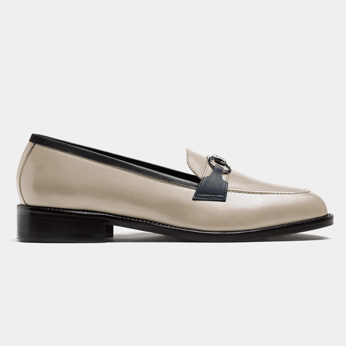 Horsebit Loafer in white, blue & black leather