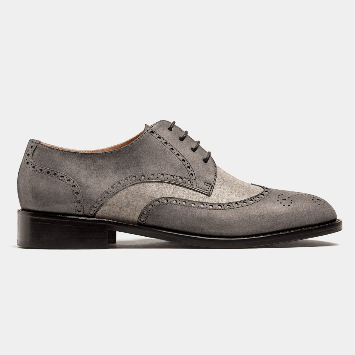 Full Brogue shoes in beige & gray tweed & suede