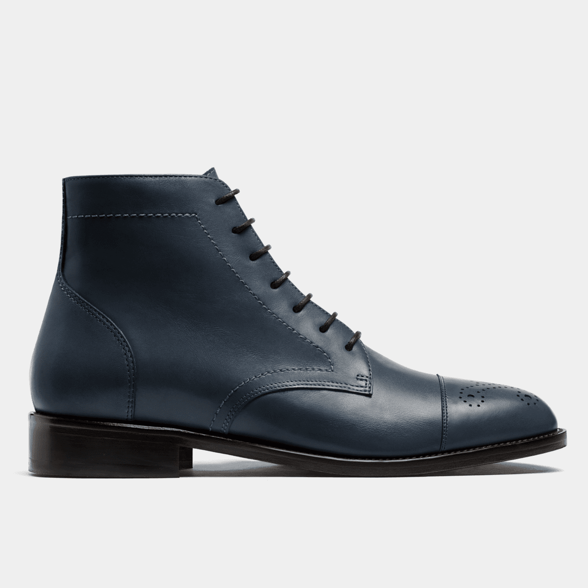 mens blue dress boots Cap-toe in leather Jeans for Women - category:T-Shirts Chest:116 these buttery