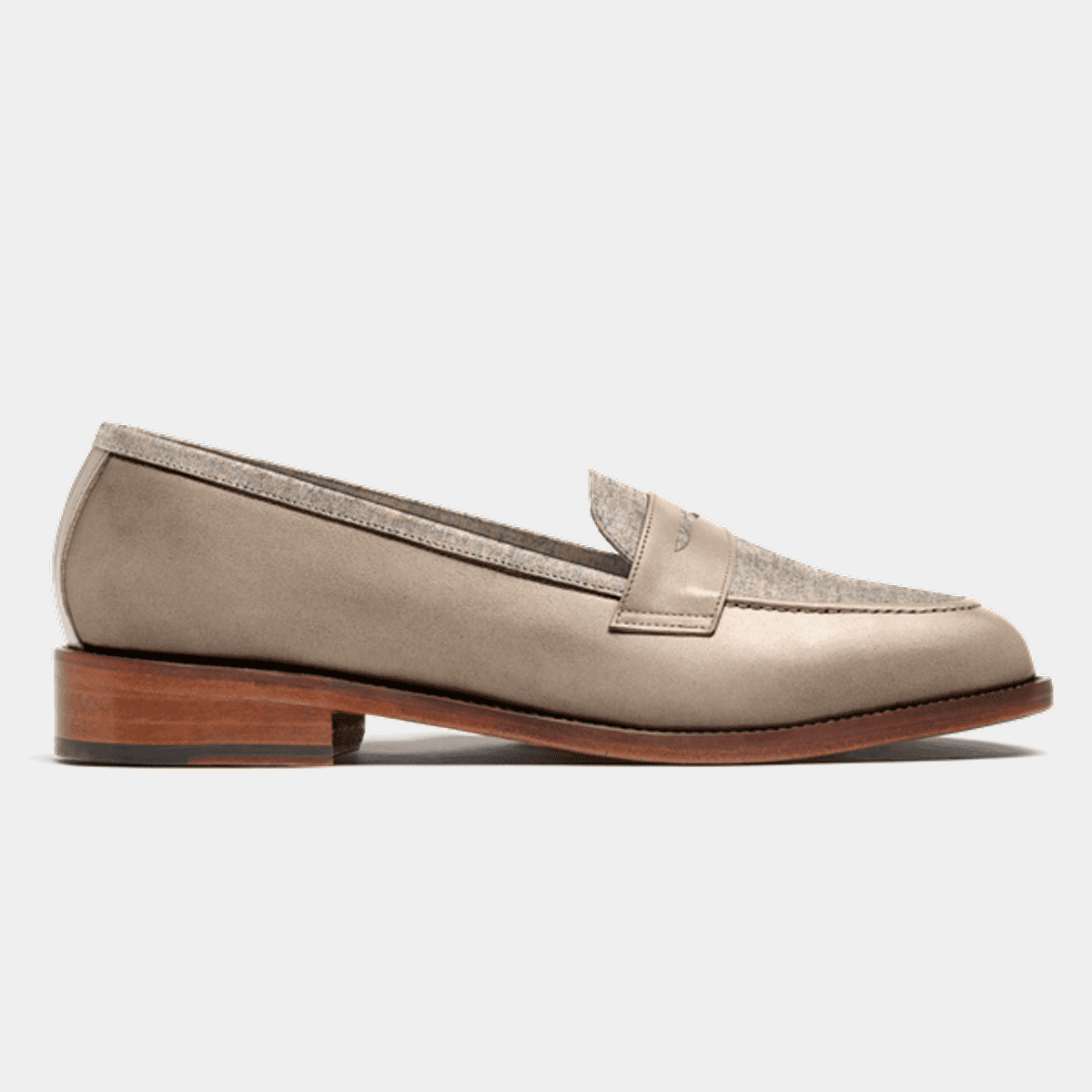 Penny Loafer - beige & white suede & leather