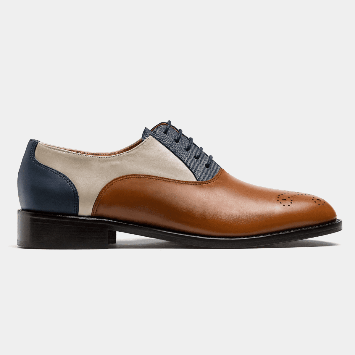 Two tone sale oxford shoes