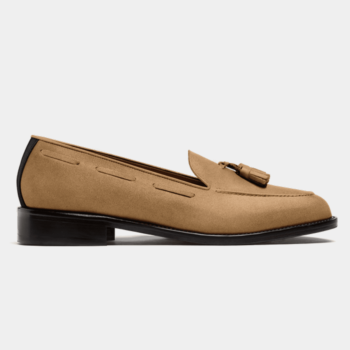 Blue-Tassel Spotted Loafers - Bold, Eye-Catching Style