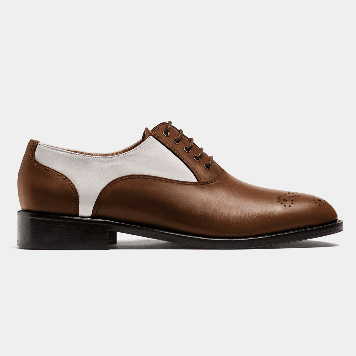 men's white and brown dress shoes Men's Don Giovanni Wingtips main image 0