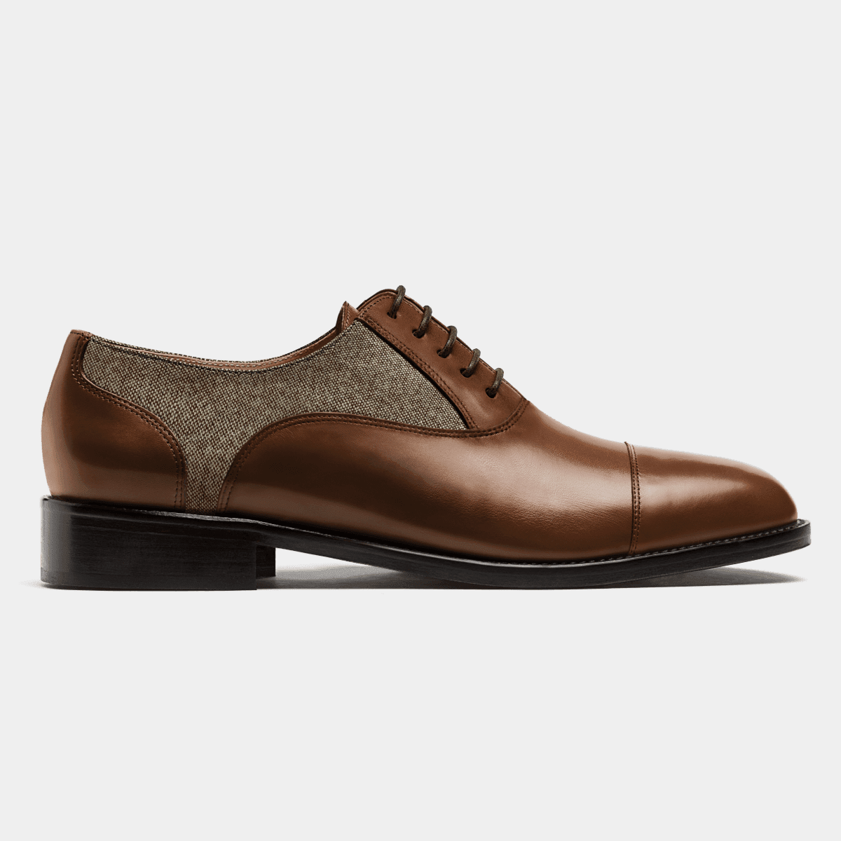 Cap toe Oxford dress shoes in brown leather & tweed