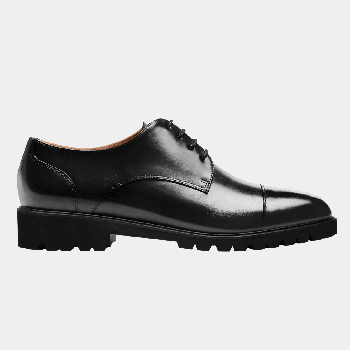 Cap toe Derby dress shoes in black leather