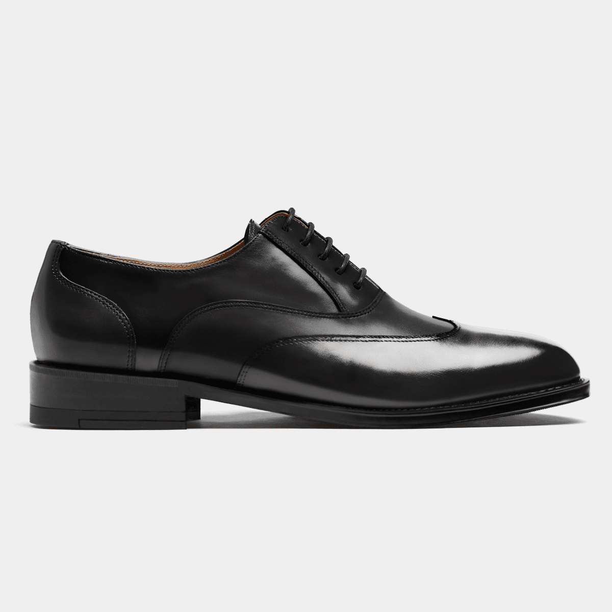 Patent leather sale wingtip shoes