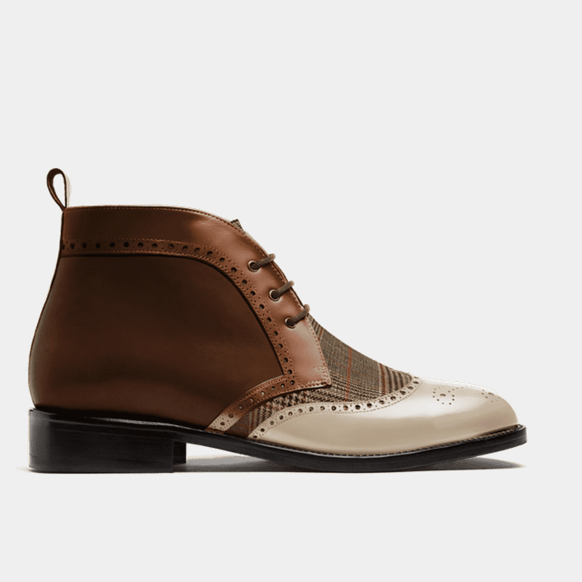 brogue chukka boots