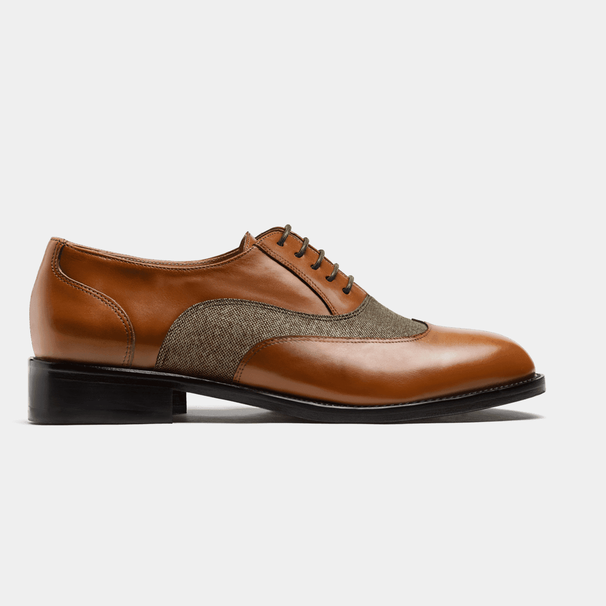 Wingtip Oxford shoes - brown leather & tweed | Sumissura