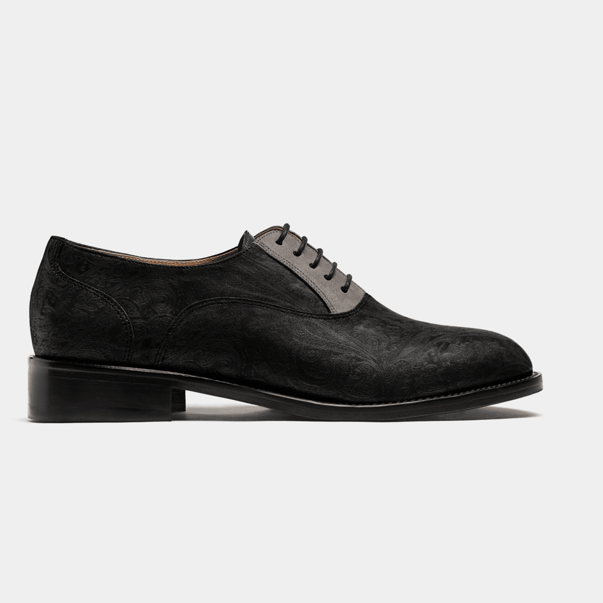 Oxford shoes - black & grey velvet & suede | Sumissura