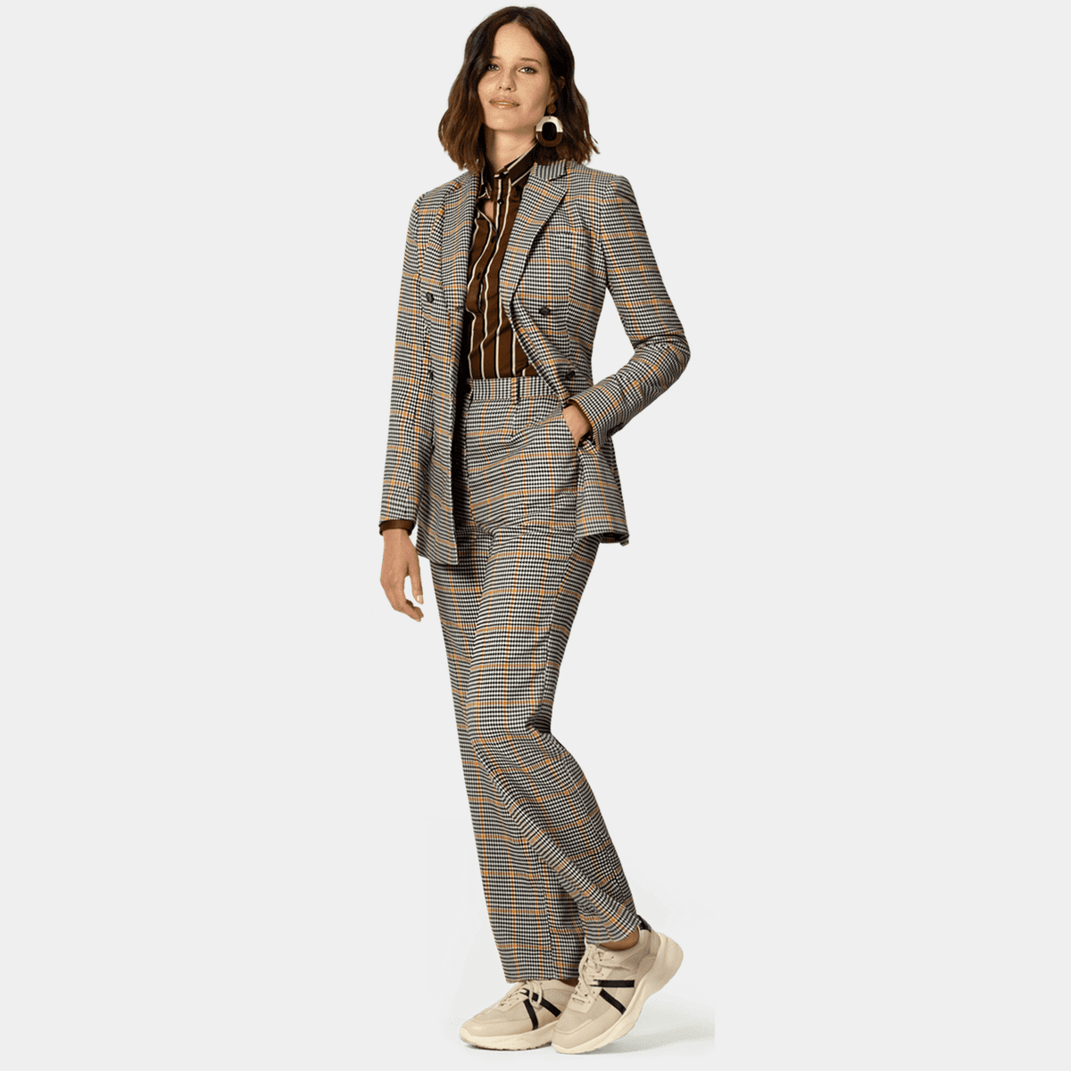 ladies houndstooth suit