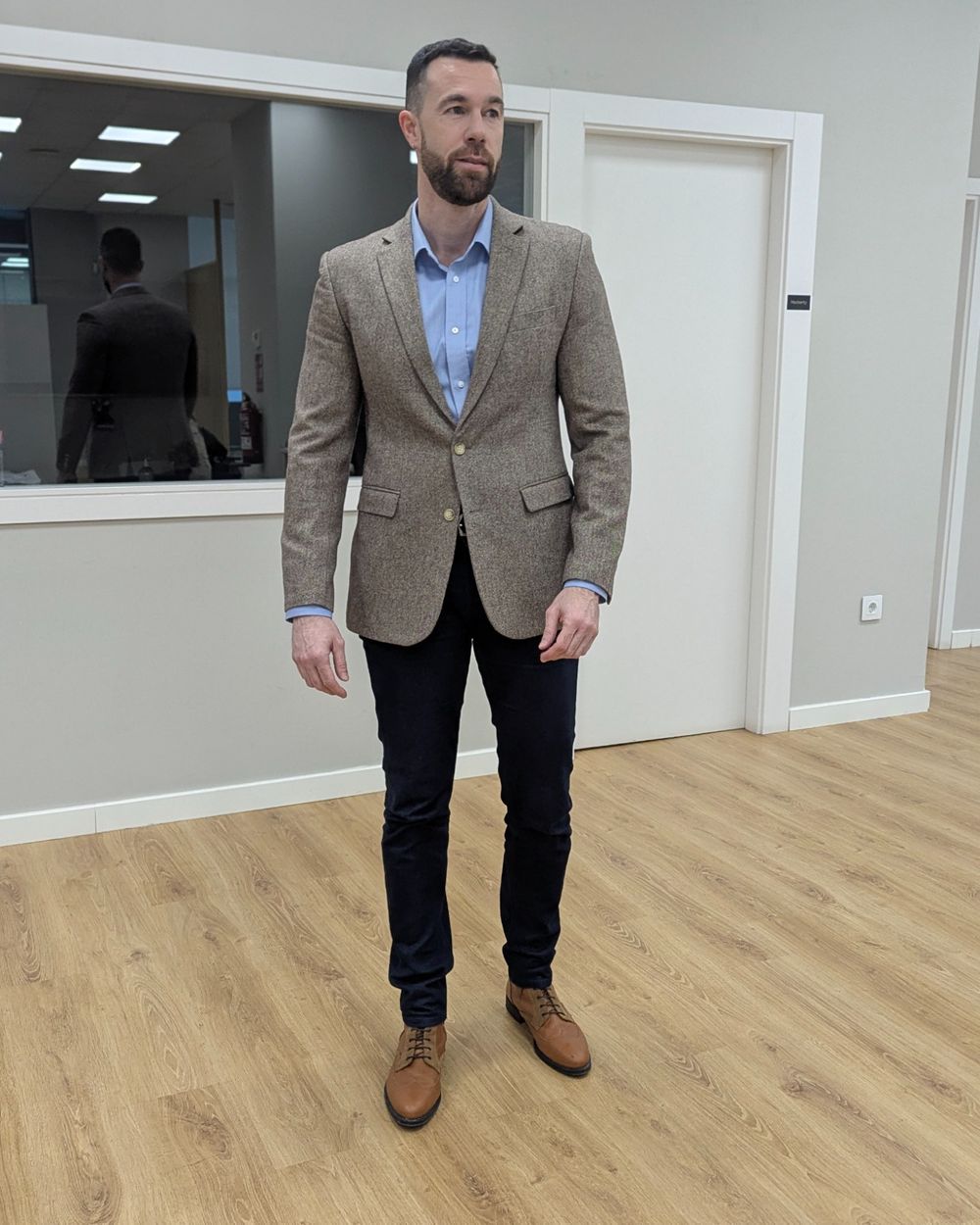 La Guía Definitiva para Vestimenta Semi-Formal - Hockerty, image size:1000x1250