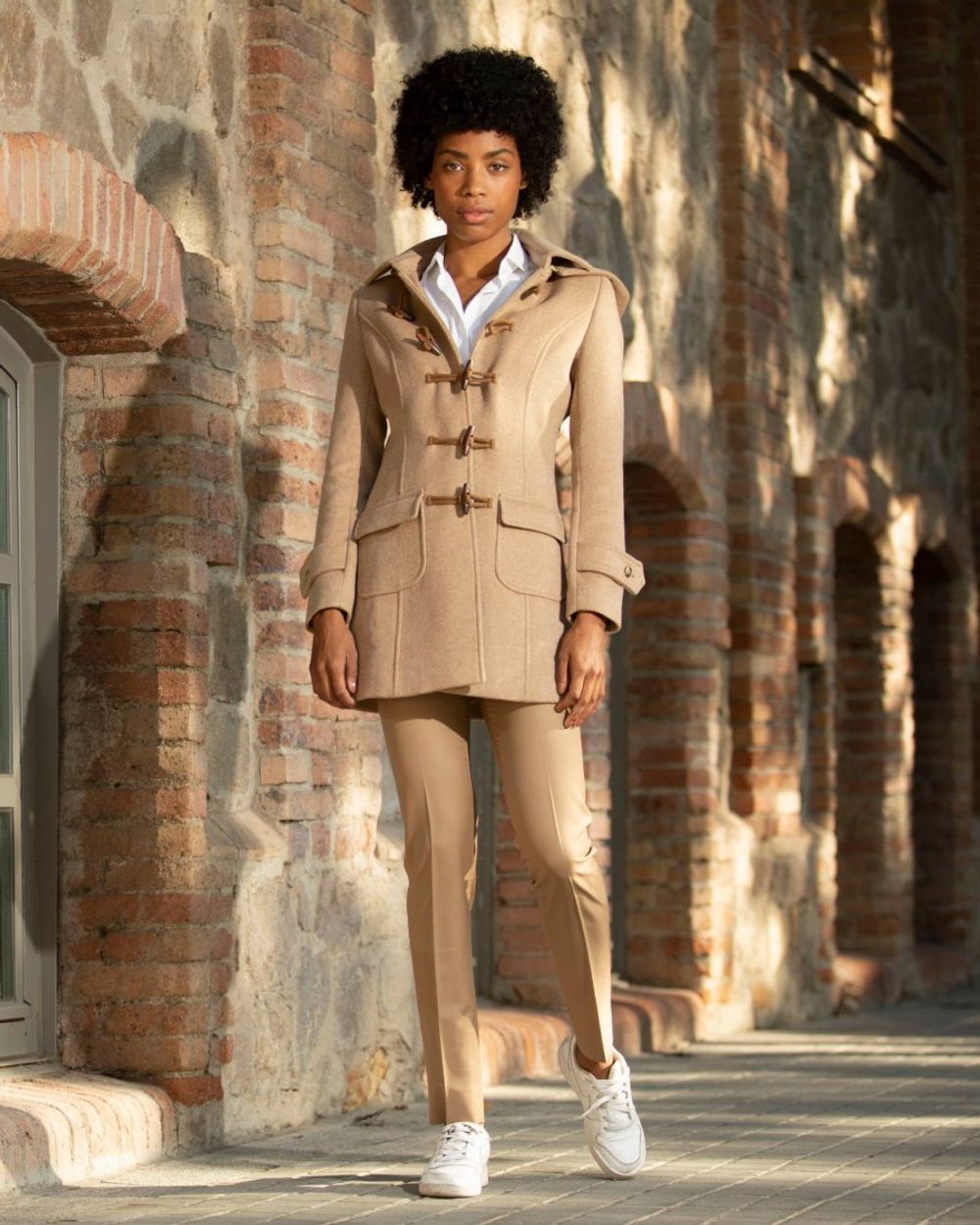 Short Beige Duffle Coat with patched pockets Sumissura