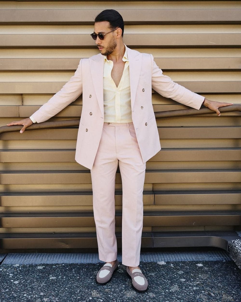 light pink dress shirt outfit The Best Women's Pink Shirt in 2023