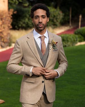 natural-vibes-grooms-groomsmen