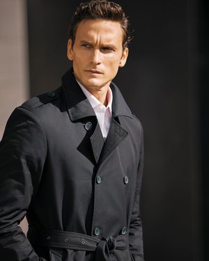 Traditional black trench for a perfect business outfit