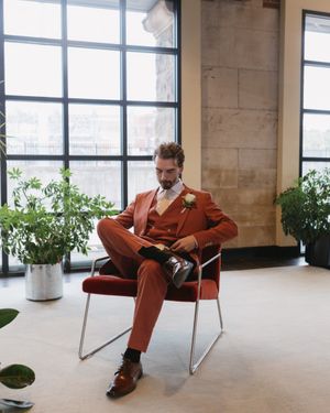 rust-three-piece-suit-white-shirt-tan-tie