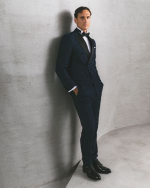 navy-blue-tuxedo-black-satin-lapels